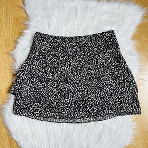 CHIC BY JACOB | Ruffled Leopard Print Skirt Size 6